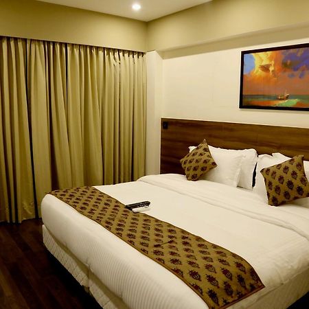 Hotel Mumbai House Andheri East, Bombaim Exterior foto