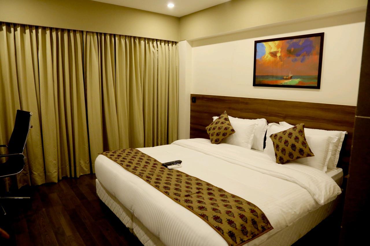 Hotel Mumbai House Andheri East, Bombaim Exterior foto