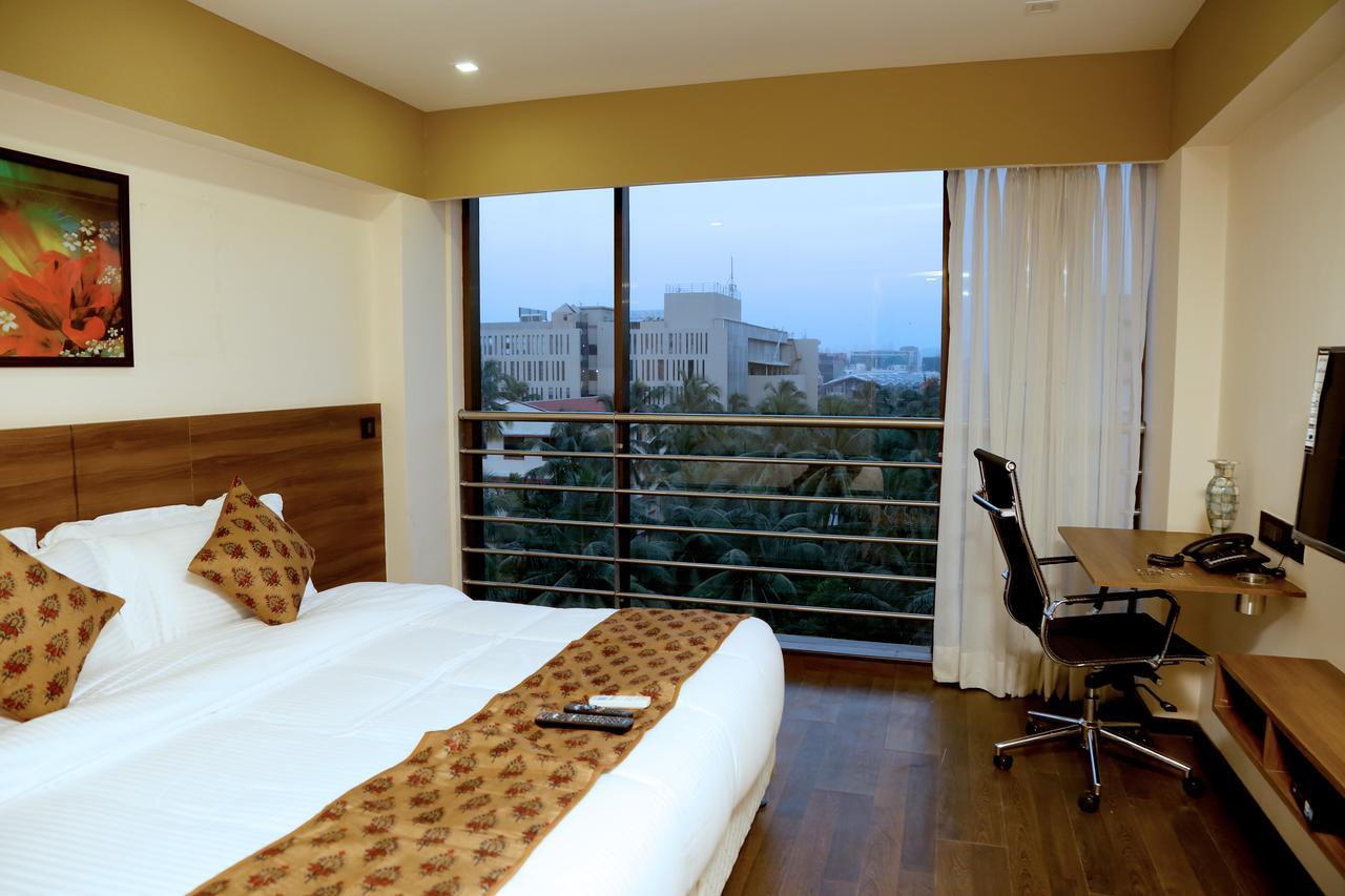 Hotel Mumbai House Andheri East, Bombaim Exterior foto